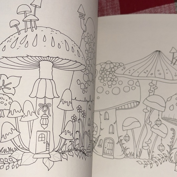 Johanna Basford Worlds of Wonder Coloring Book & Master’s Touch 24 Pencils Set - Picture 6 of 11